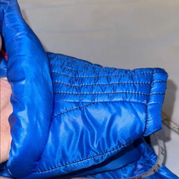 Dolcezza Simply Art Puffer Vest Gold and Blue Quilted for Layering - Picture 8 of 15